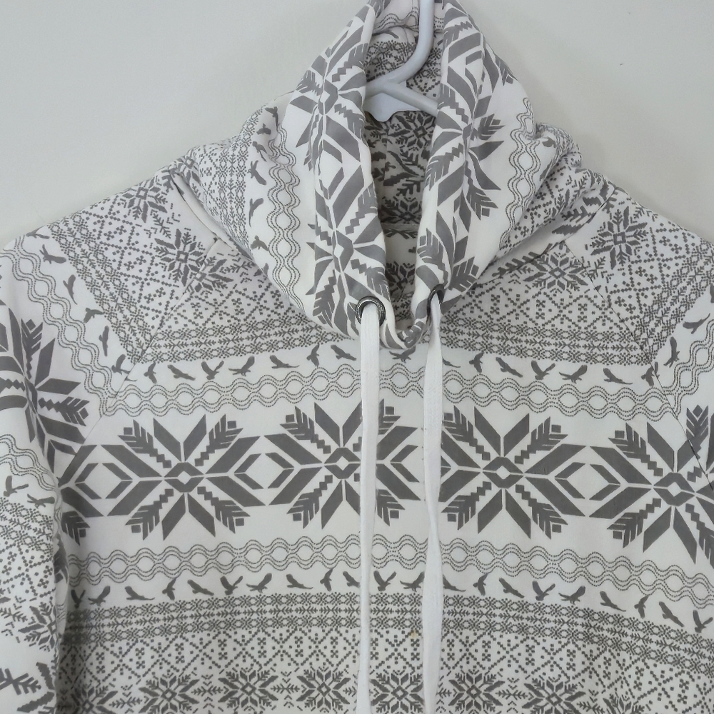 Edc Medium Nordic Hoodie Grey White Pattern Pullover Soft Cotton Blend Casual - Picture 2 of 14